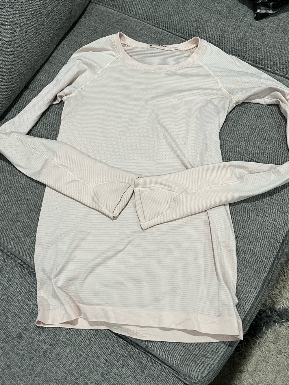 Lululemon Light Pink Women's Long Sleeve Performance Top